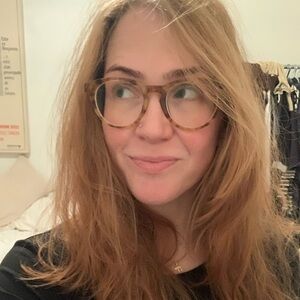 Meet your Posher, Anna